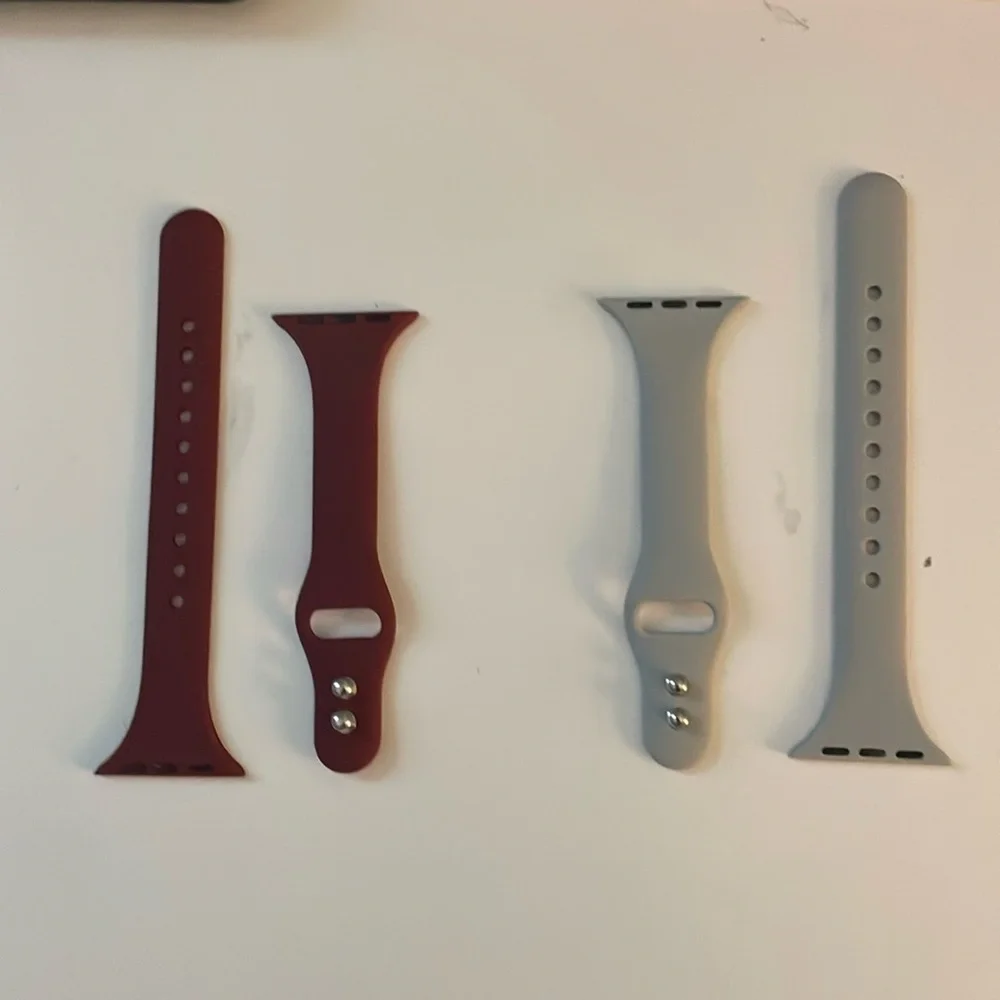 XS/SM silicone Apple Watch bands